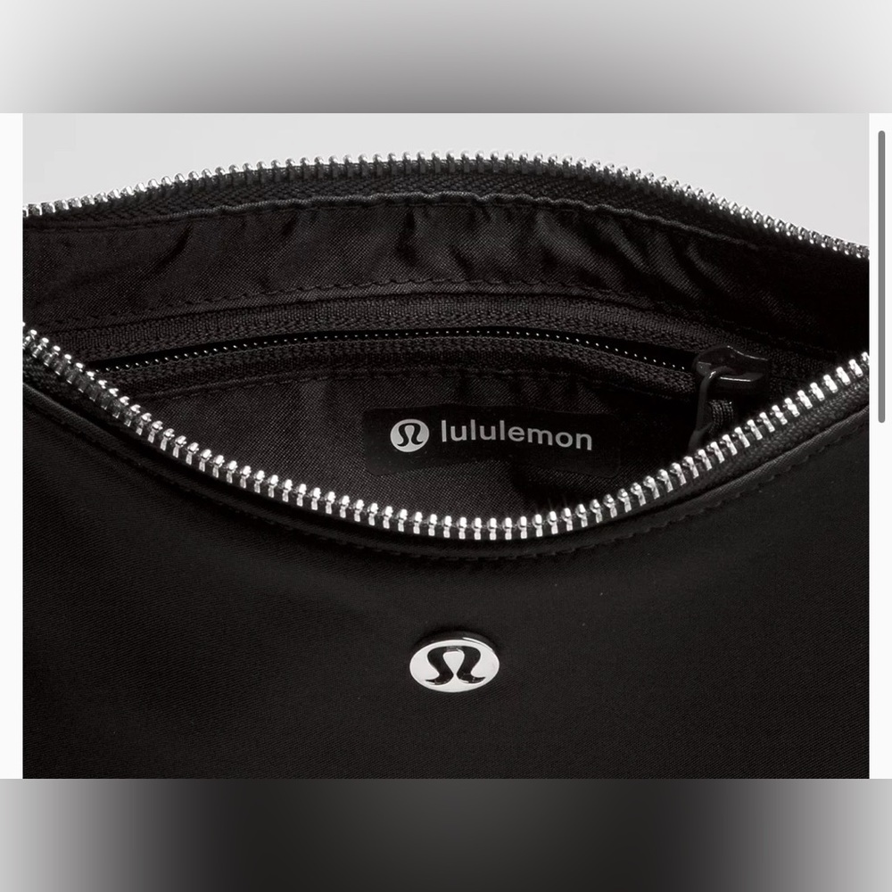 NEW lululemon Black City Essentials Small Shoulder Bag 3L - Picture 3 of 5